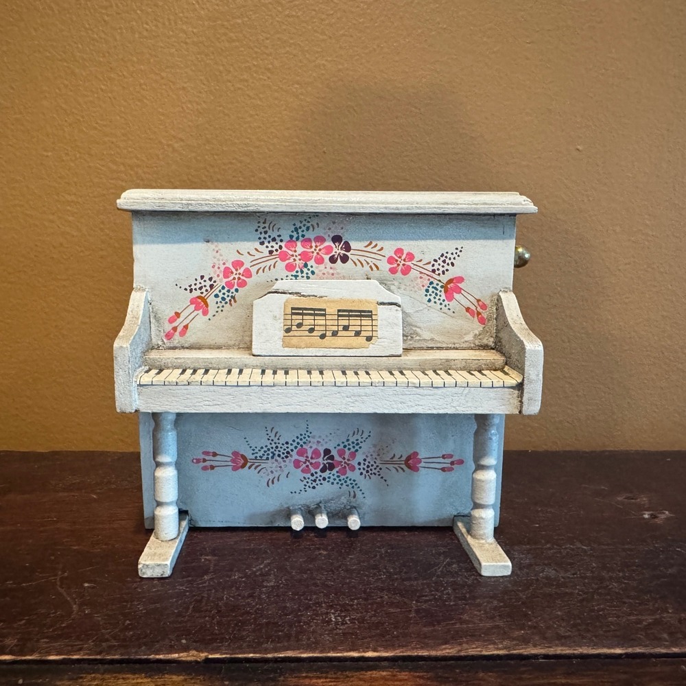 Enesco‎ 1983 Floral Painted Miniature Piano Music Box Vintage Decor